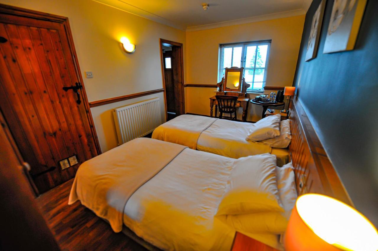 The Coachman Pub, Hartford, Room Only Hartford  Esterno foto